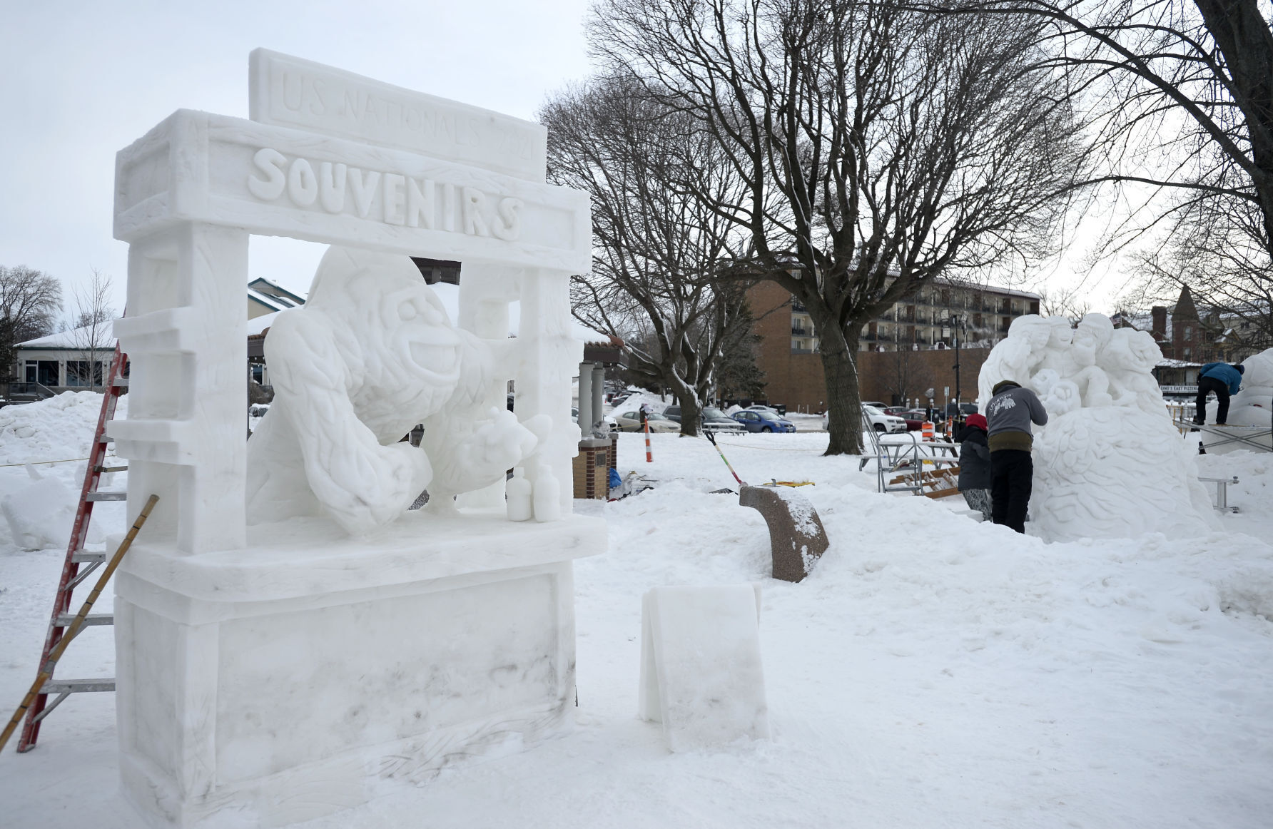 WINTERFEST SNOW SCULPTURES